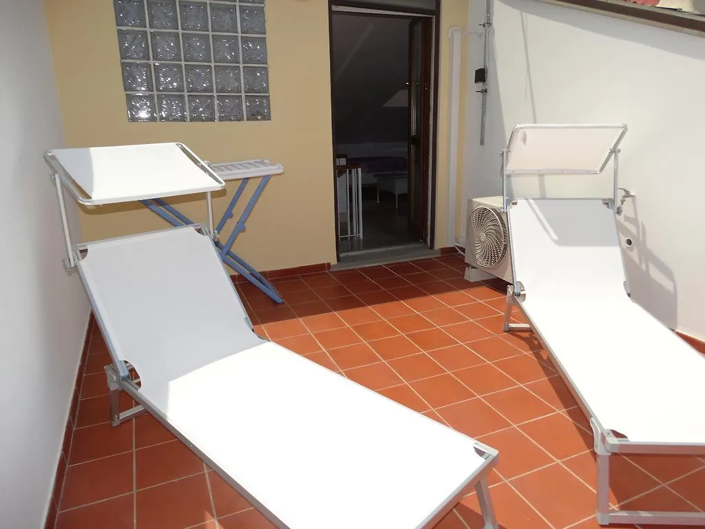 Silenzi Holiday Home Fertilia